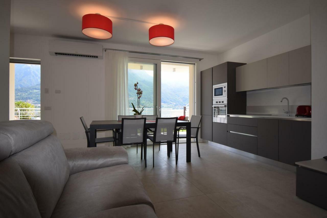 Narciso - Facing Bellagio Wild Flowers Holiday home Oliveto Lario